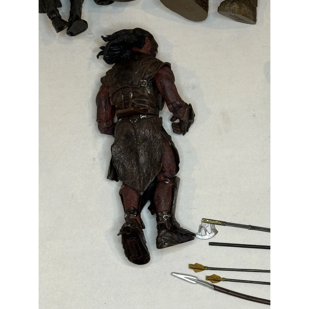 Lord of the Rings Marvel LOTR Mixed Lot of Loose Action figures Capes Weapons
